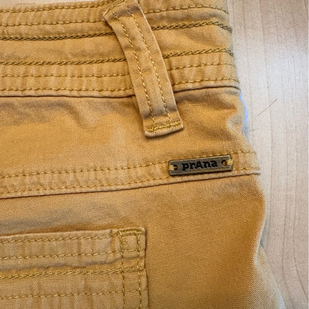 Prana Women’s mustard yellow shorts Size 6 - Picture 6 of 8